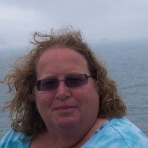 Meet your Posher, Connie